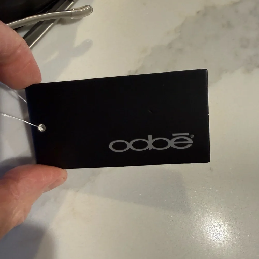 Oobe Black Leather Belt with Silver Buckle